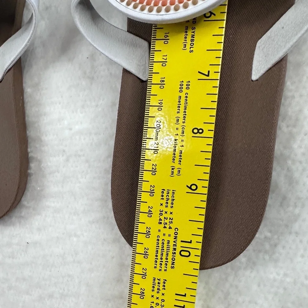 Oka-B Flip Flop Sandals Womens Sz 11 Brown White Medallion Boho Vegan Bio-Based
